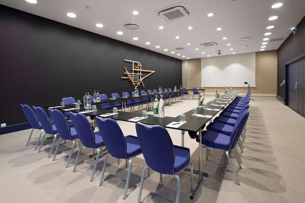 Radisson Blu Hotel 4*