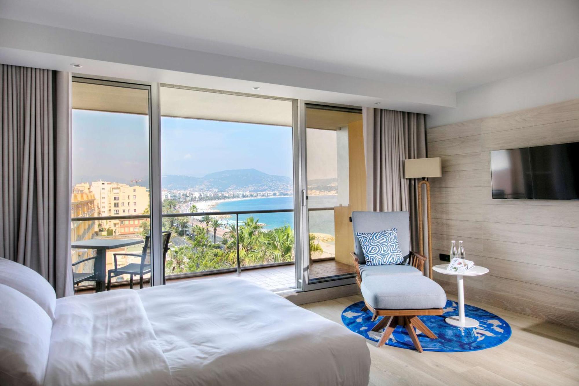 Radisson Blu 4*